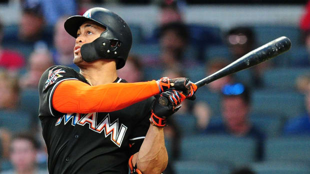 giancarlo-stanton-yankees.jpg